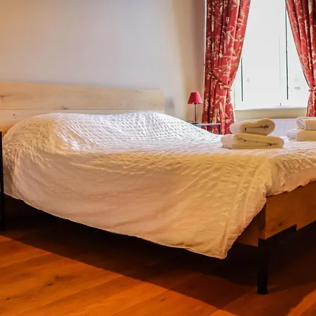 Bed & Breakfast Domaine Mielmont Mazy